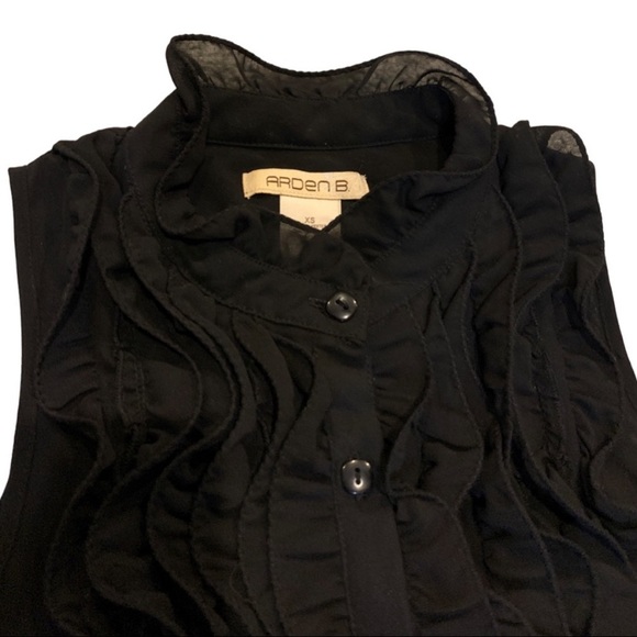 Arden B Sleeveless Ruffle button Down Tunic Top
Size: XS
Color: Black - Picture 4 of 9